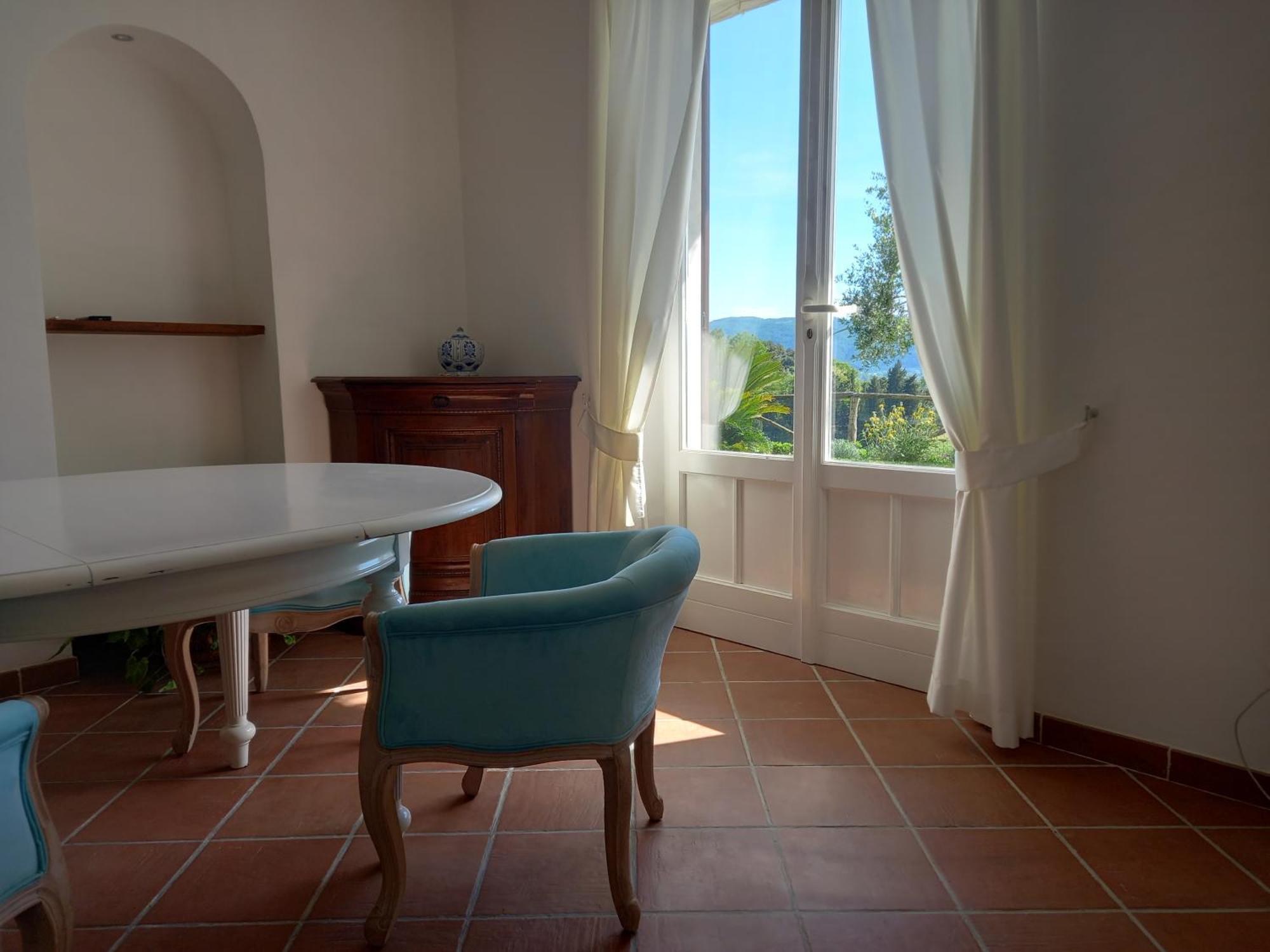 Il Colle Della Brina Hotel Sarzana Værelse billede